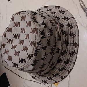 NWT Michael By Michael Kors Monogram Logo Jacquard Bucket Hat  - Chocolate